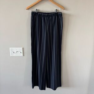 NWOT! Banana Republic Pull-On Wide-Leg Striped Pants - Navy